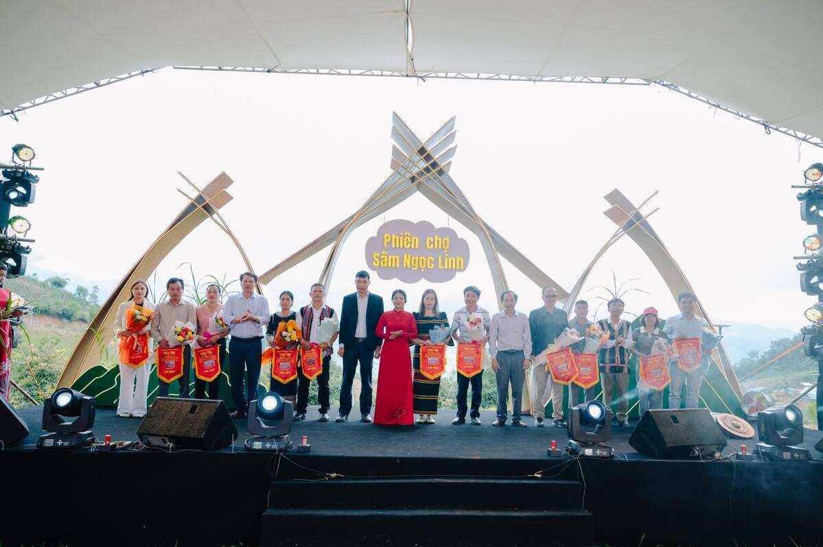 Phiên Chợ Sâm Ngọc Linh Tại Tu Thó – Khi HTX Du Lịch Và Dược Liệu Ngọc Linh Kiến Tạo Sân Khấu Cho "Quốc Bảo" Tây Nguyên